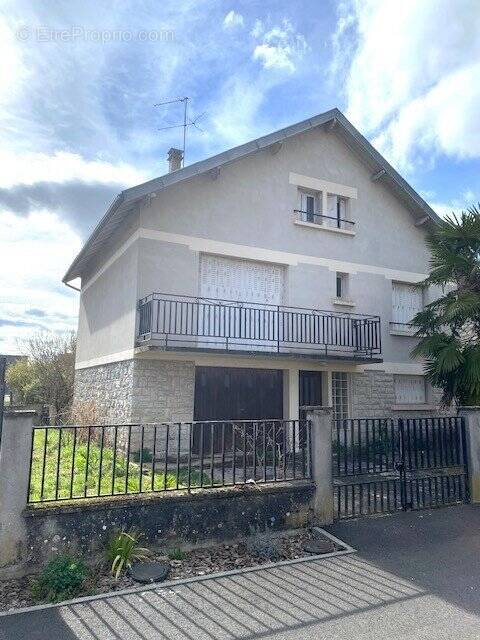Maison à MALEMORT-SUR-CORREZE