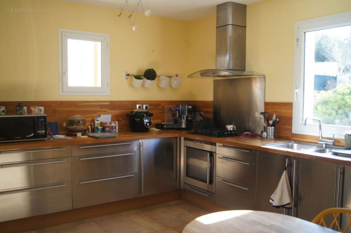 Maison à MORNAC
