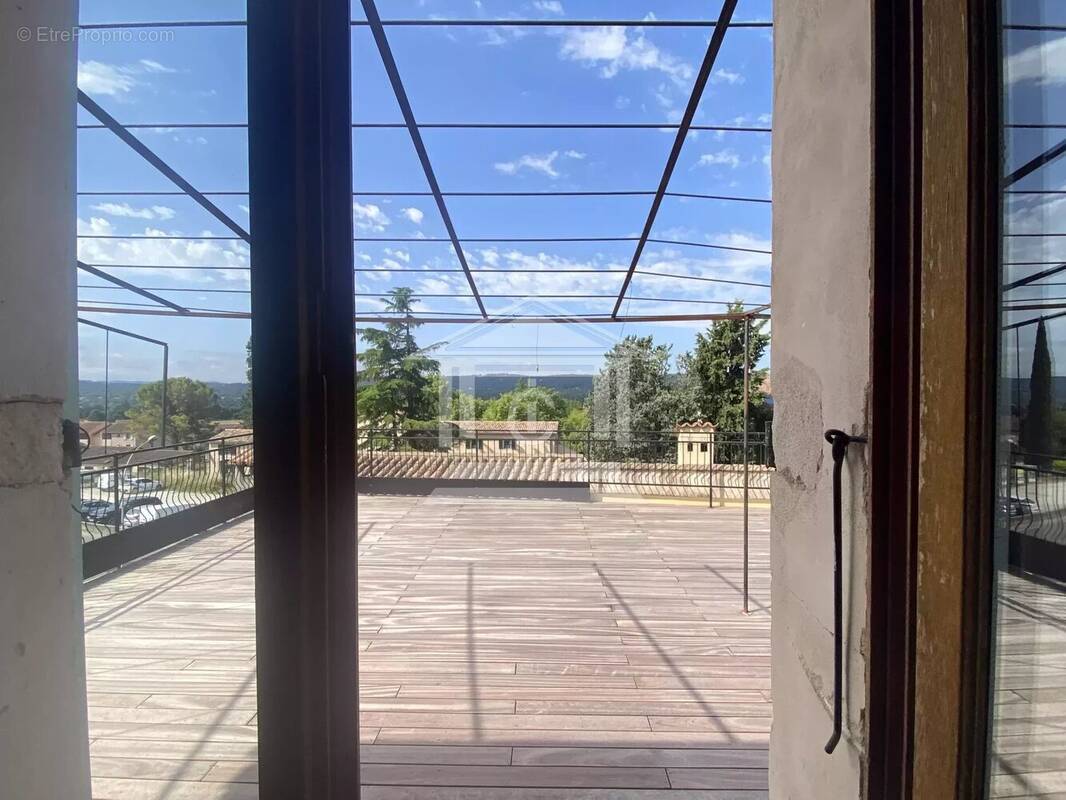 Appartement à FAYENCE
