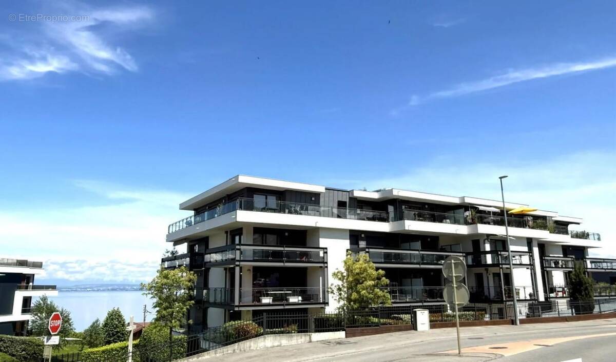 Appartement à EVIAN-LES-BAINS