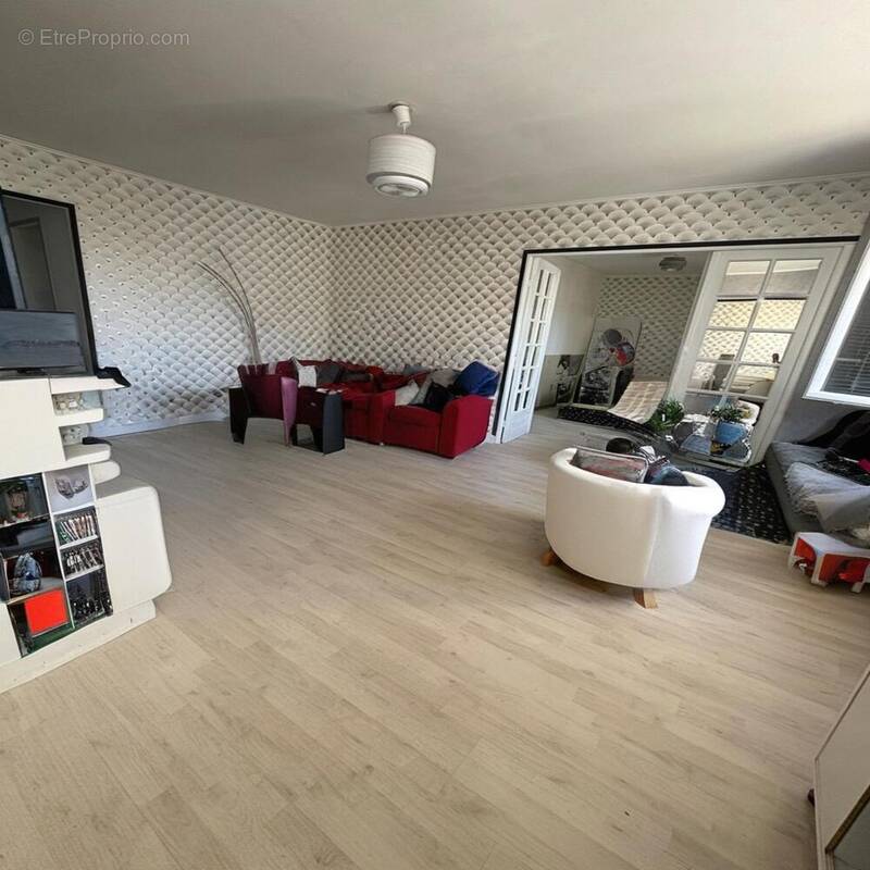 Photo 1 - Appartement à EPINAY-SUR-SEINE