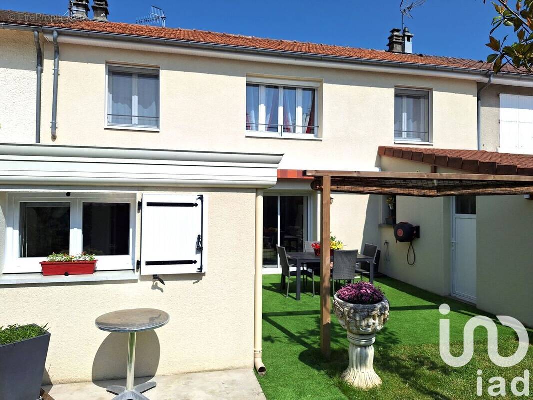 Photo 1 - Maison à AURILLAC