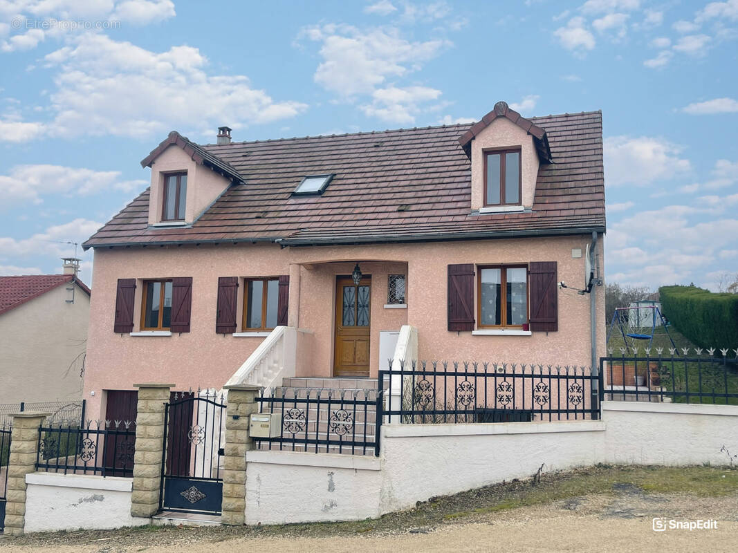 Maison à SAINT-FLORENTIN