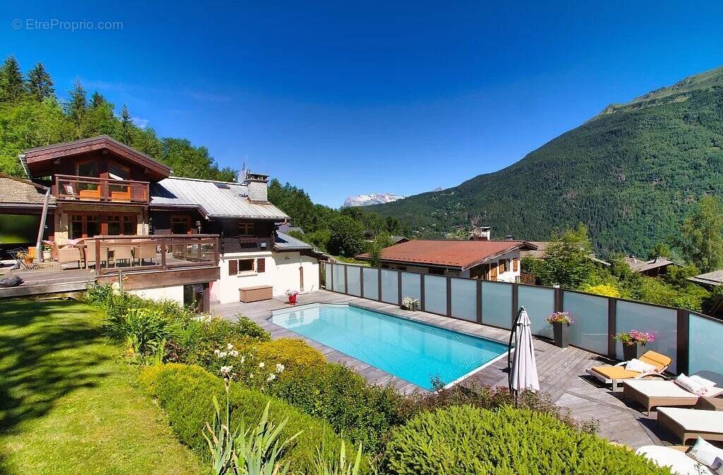 Maison à LES HOUCHES