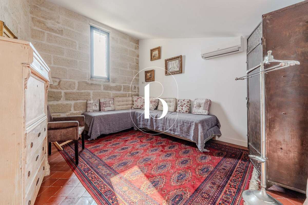 Maison à UZES