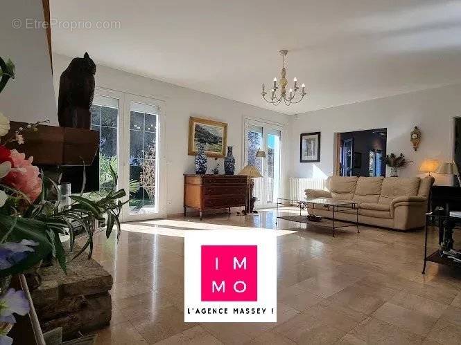 Maison à LALOUBERE