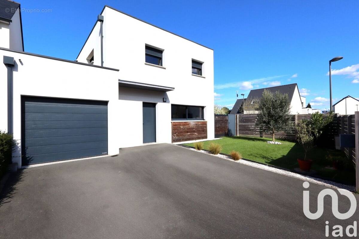 Photo 1 - Maison à LE PLESSIS-GRAMMOIRE