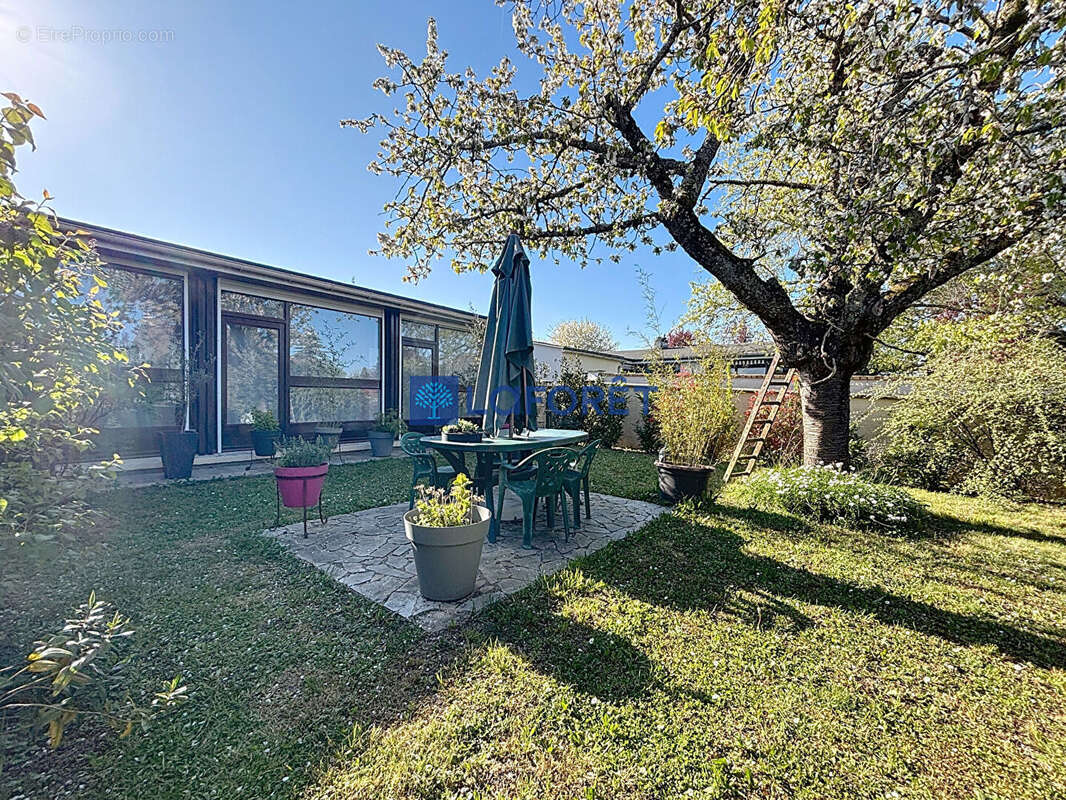 Maison à BRUYERES-LE-CHATEL