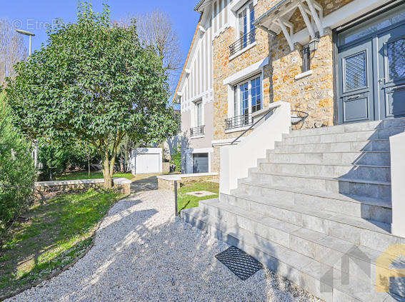 Maison à SEVRES
