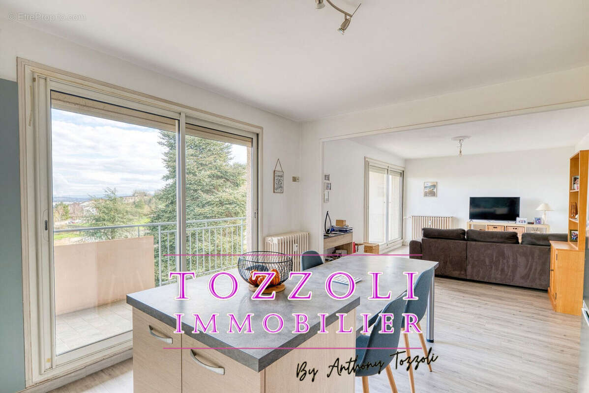 Appartement à SAINT-QUENTIN-FALLAVIER
