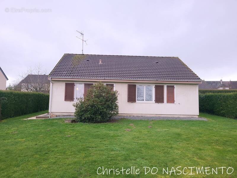 Maison à LA SOUTERRAINE