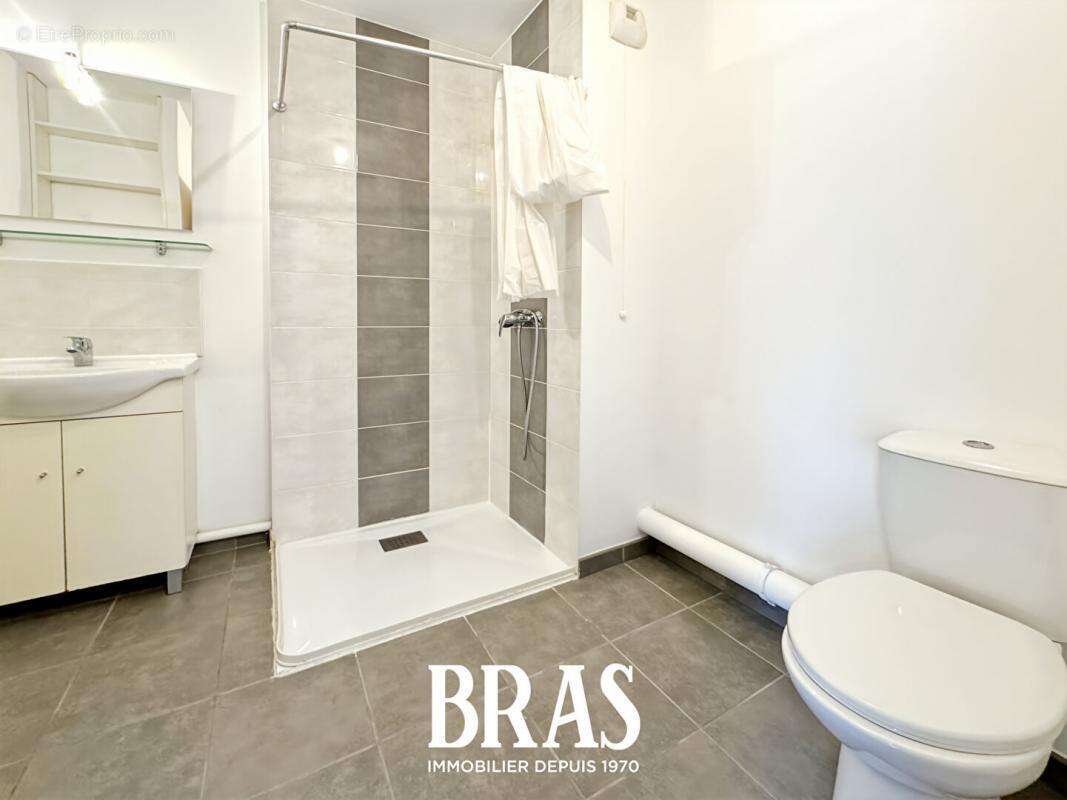 Appartement à SAINT-SEBASTIEN-SUR-LOIRE