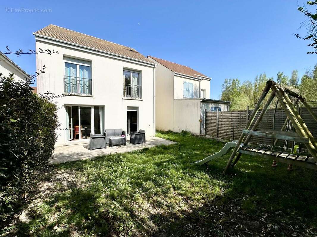 Maison à NANDY