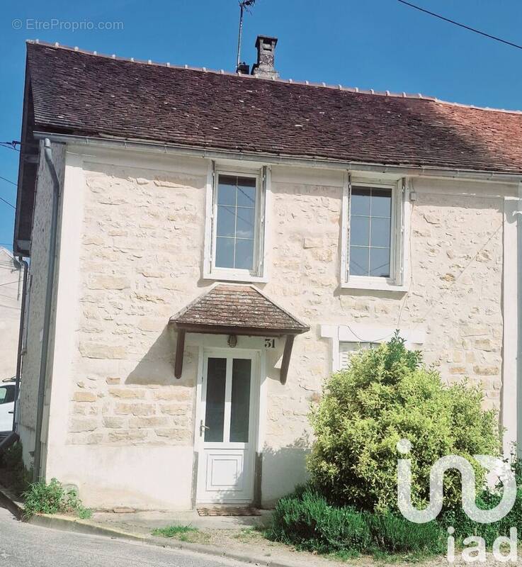Photo 1 - Maison à MORET-SUR-LOING