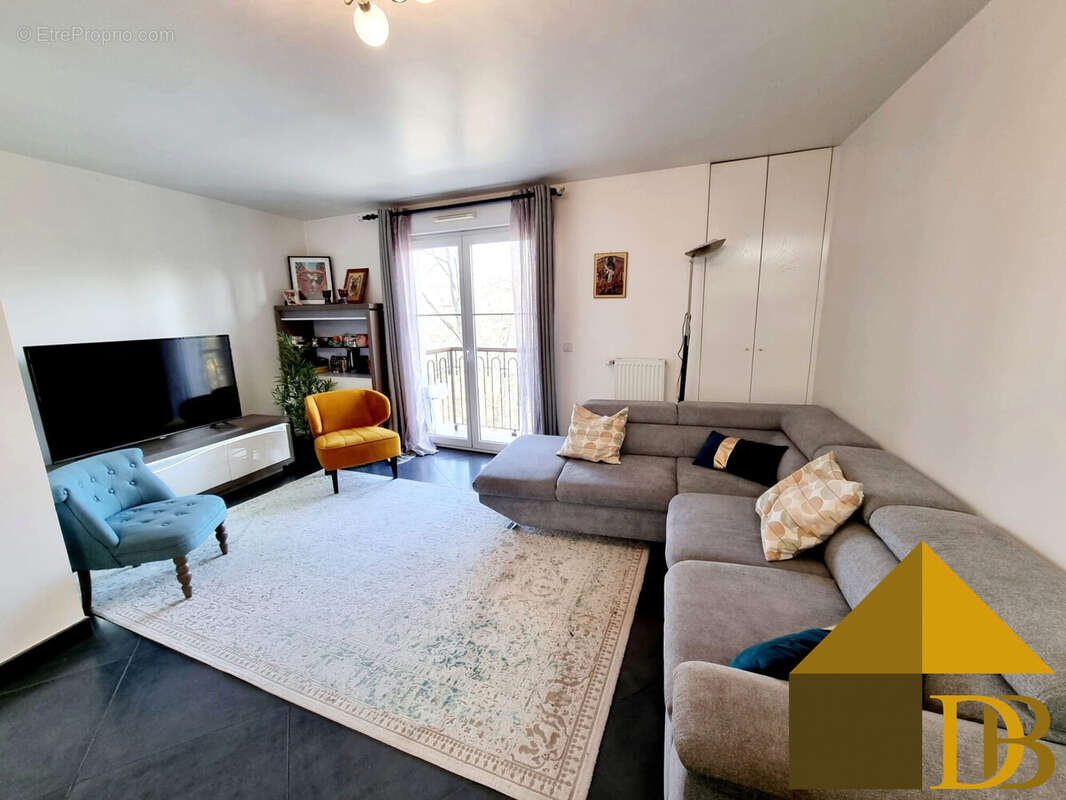 Appartement à MAISONS-ALFORT