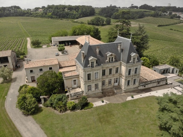 Maison à FRONSAC