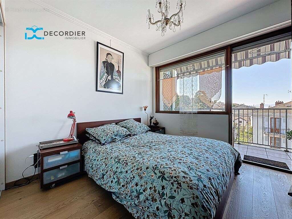 Appartement à EVIAN-LES-BAINS