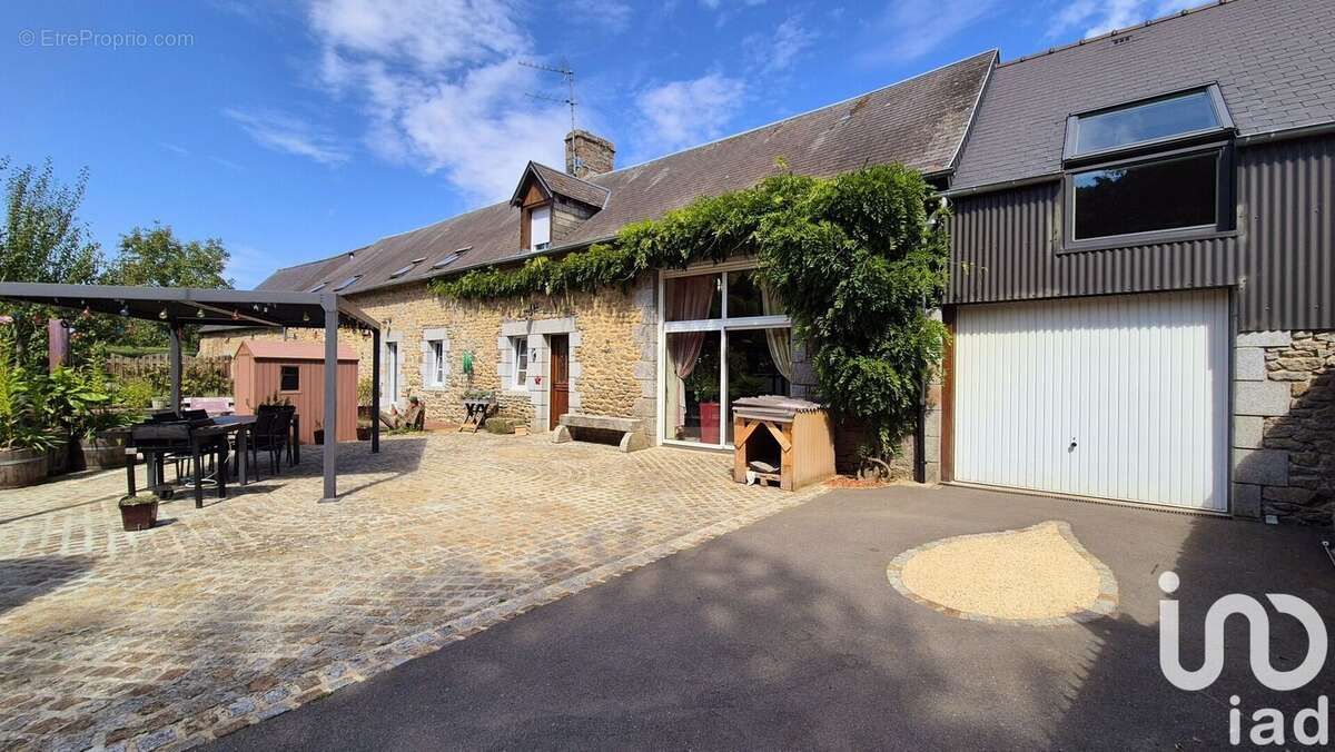 Photo 2 - Maison à LECOUSSE