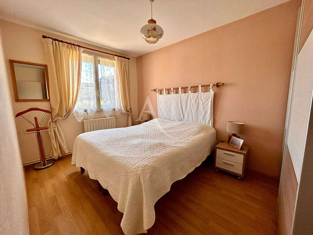 Maison à BRISSAC-QUINCE
