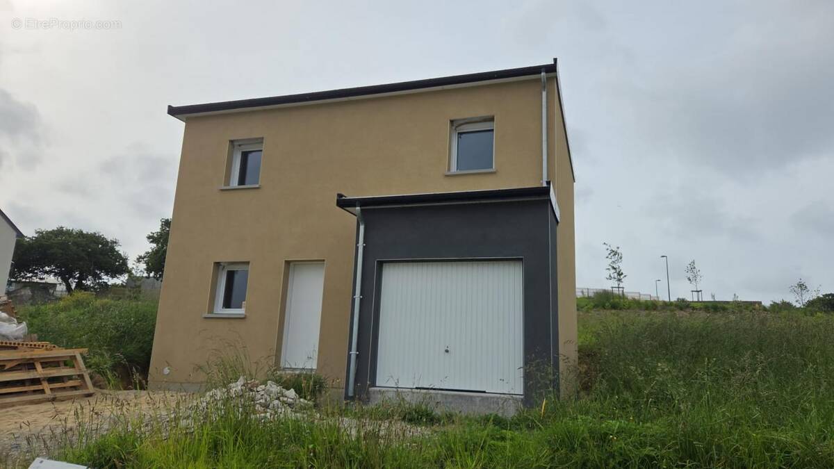 Maison à PLOMELIN