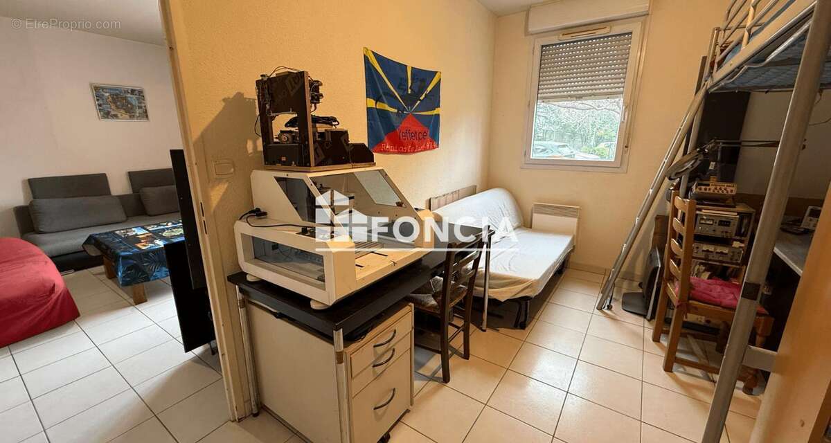 Appartement à LESPINASSE