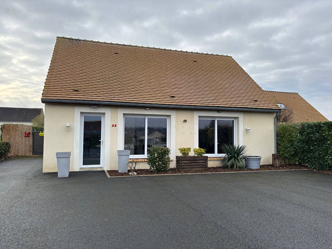 Maison à NAVEIL