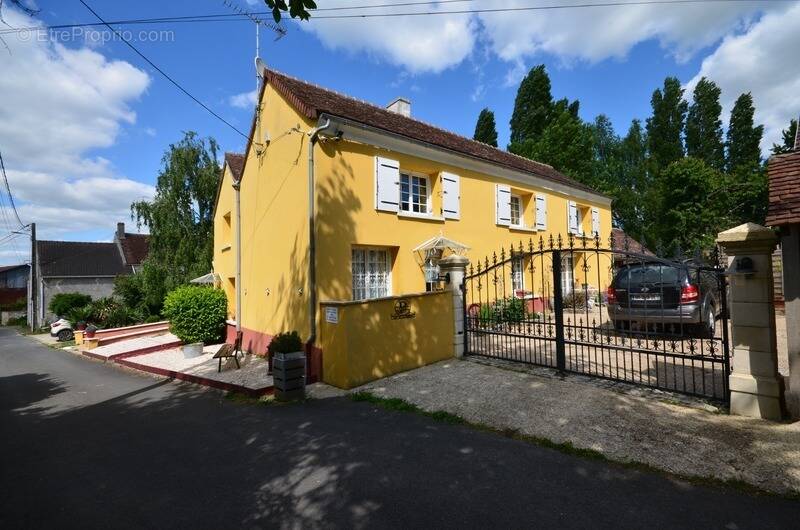 Maison à BELLOT