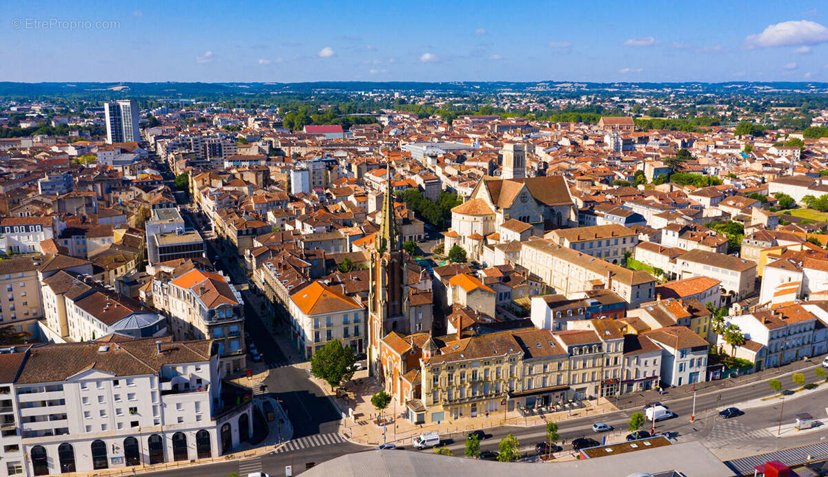 Commerce à AGEN