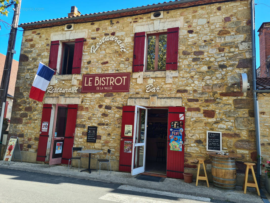 Commerce à SAINT-LAURENT-LA-VALLEE