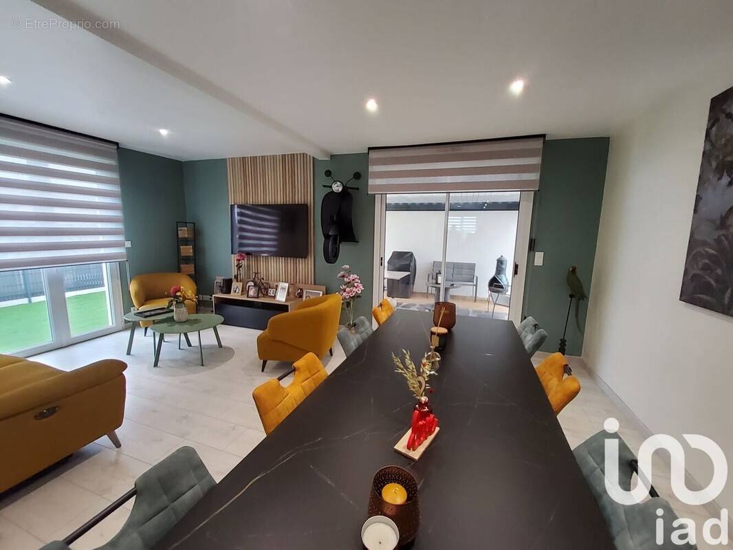 Photo 1 - Maison à ECOUFLANT