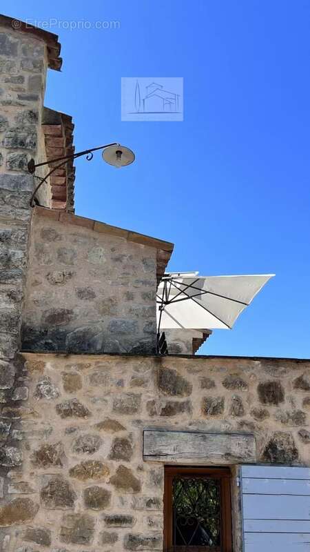 Maison à FAYENCE