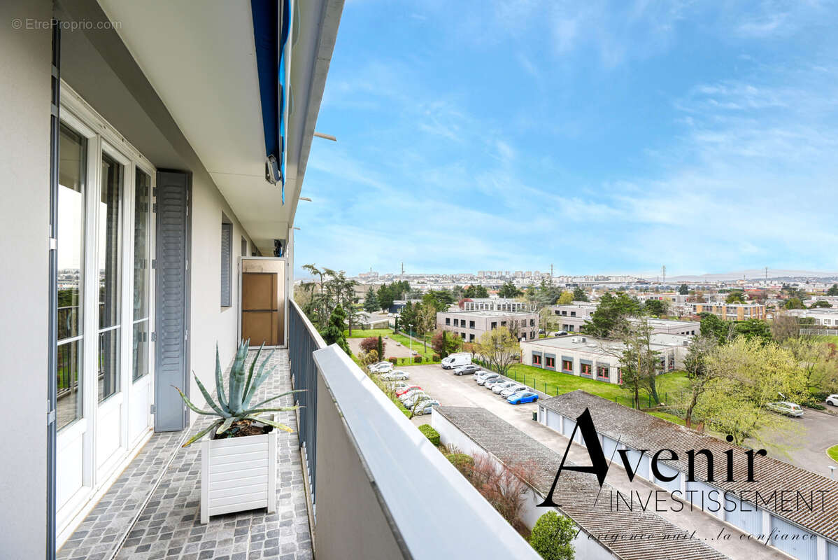 Appartement à LYON-8E