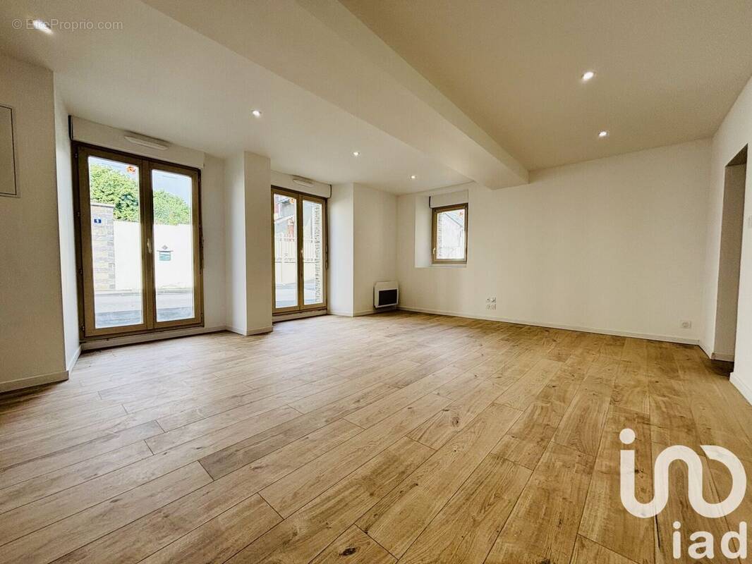 Photo 1 - Maison à MOISDON-LA-RIVIERE