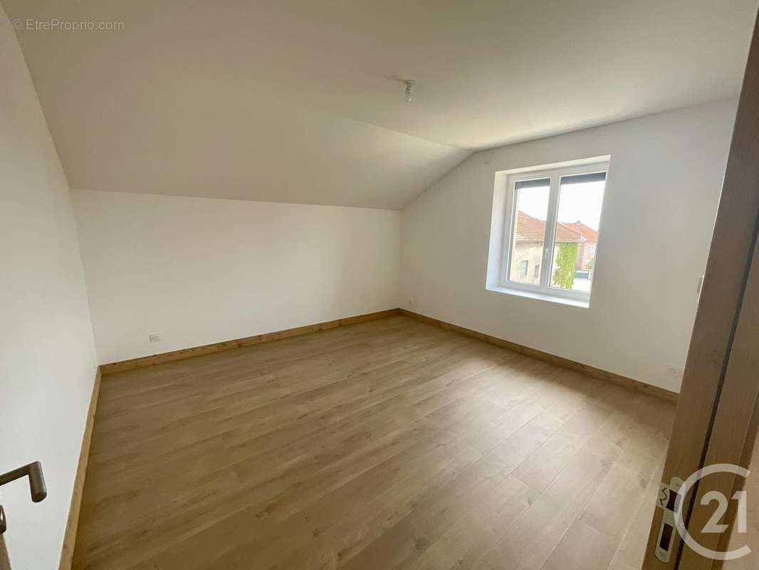 Appartement à BEAUREPAIRE