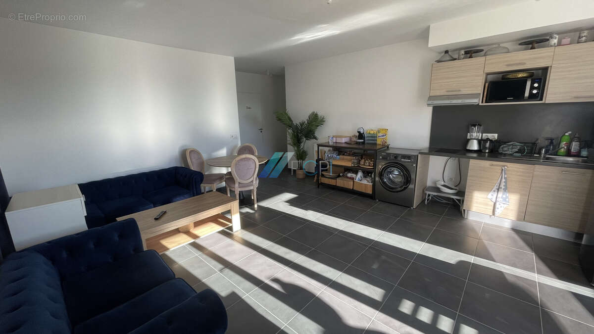 Appartement à JUVIGNAC