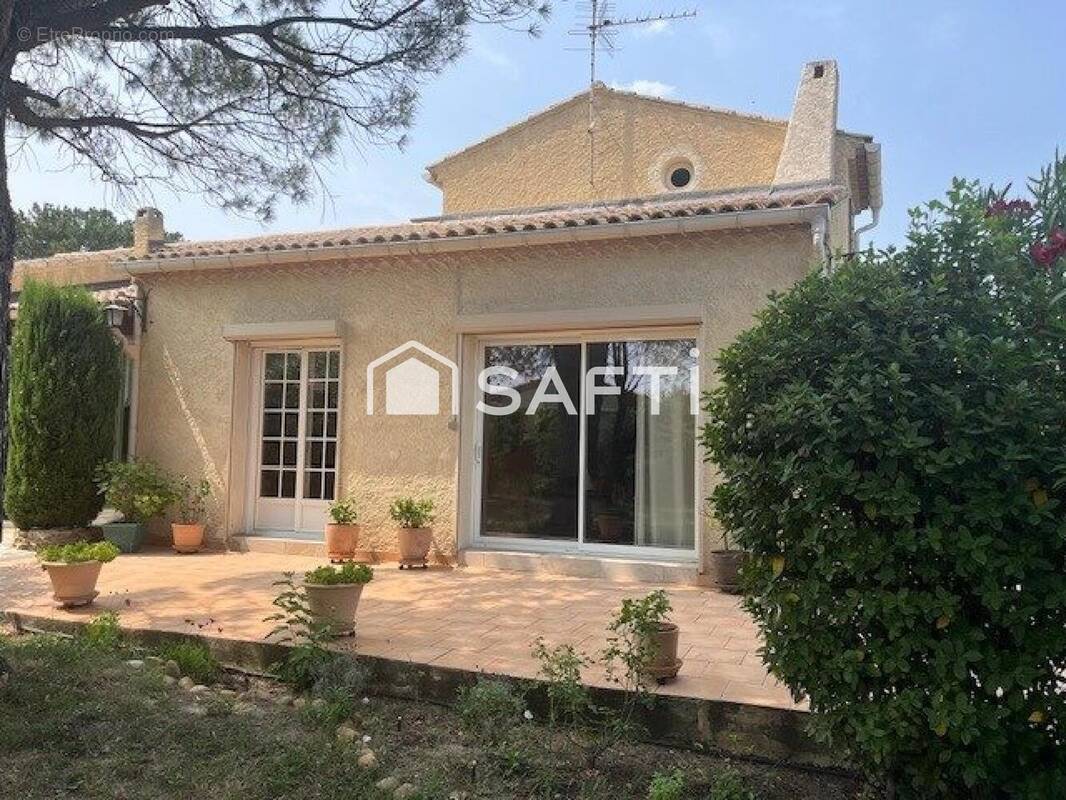 Photo 1 - Maison à SAINT-SATURNIN-LES-AVIGNON