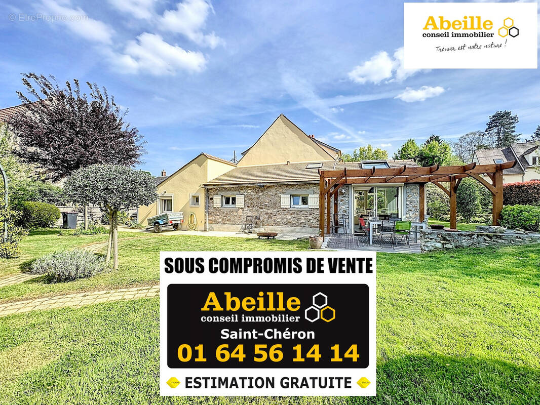 Maison à SAINT-CHERON