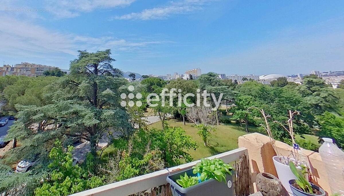 Appartement à MARSEILLE-10E