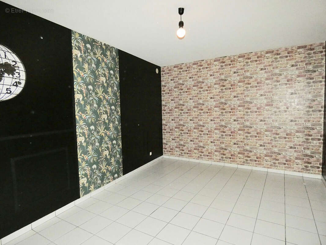 Appartement à VERTAIZON