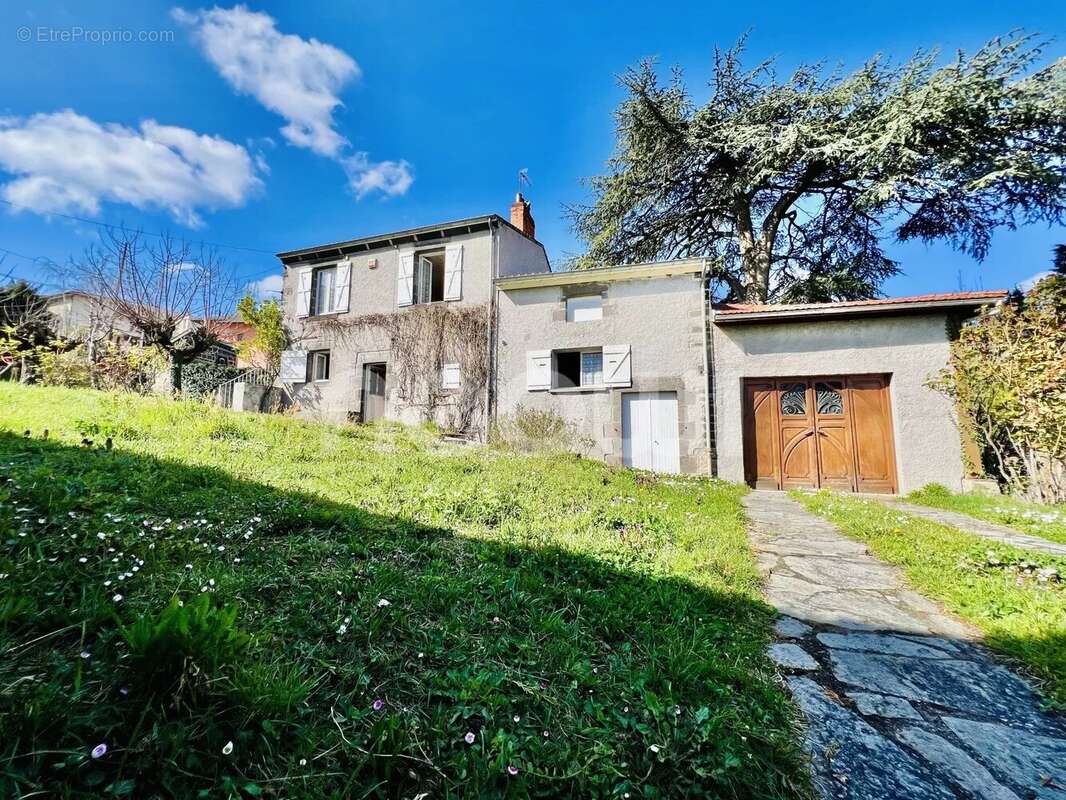 Maison à CLERMONT-FERRAND