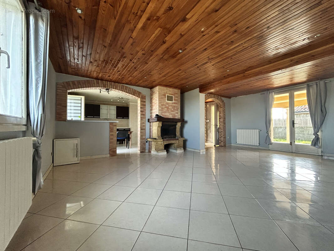 Maison à LABASTIDETTE
