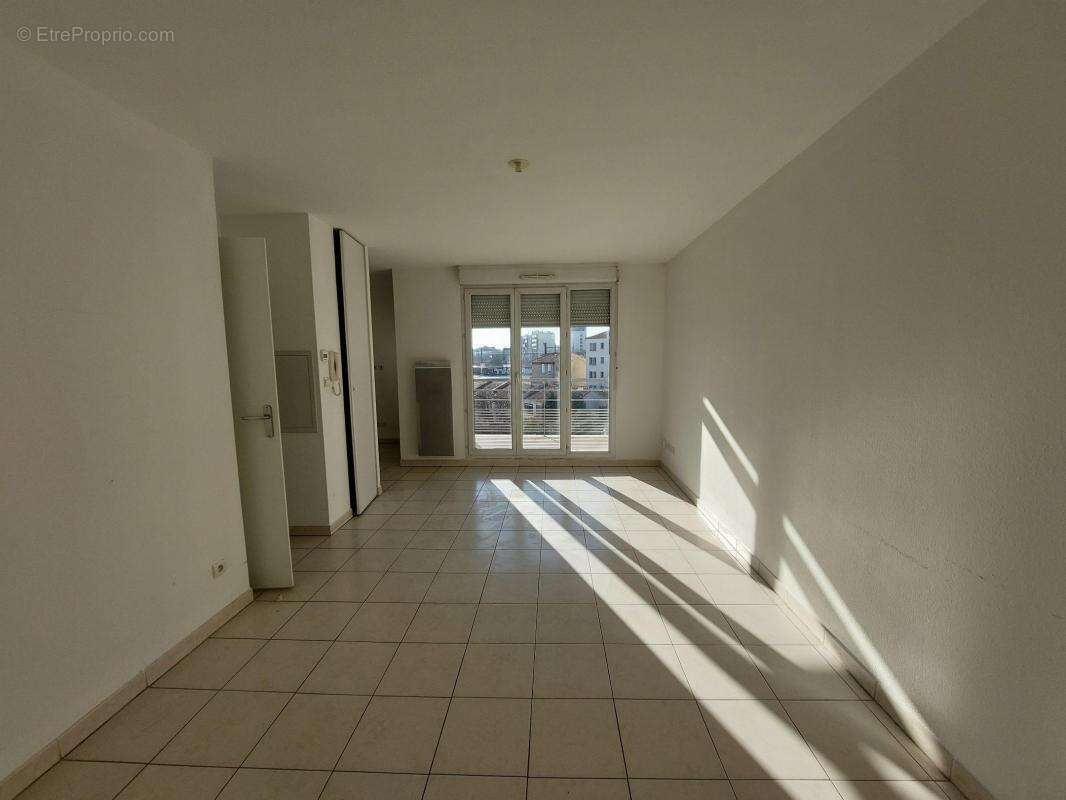 Appartement à NIMES
