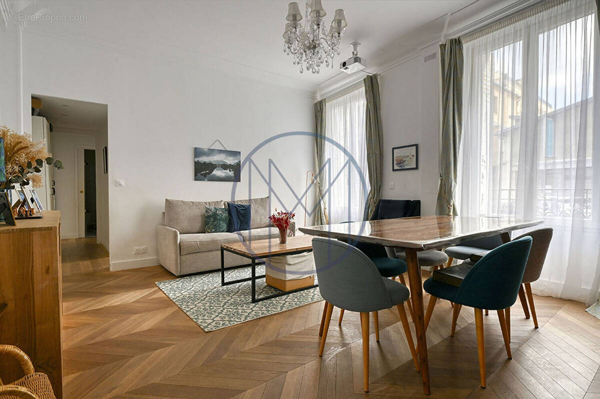 Appartement à VERSAILLES