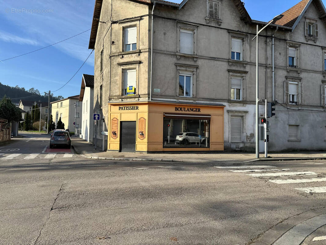 IMG_8218 - Commerce à EPINAL
