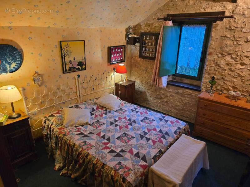 Maison à CUBJAC