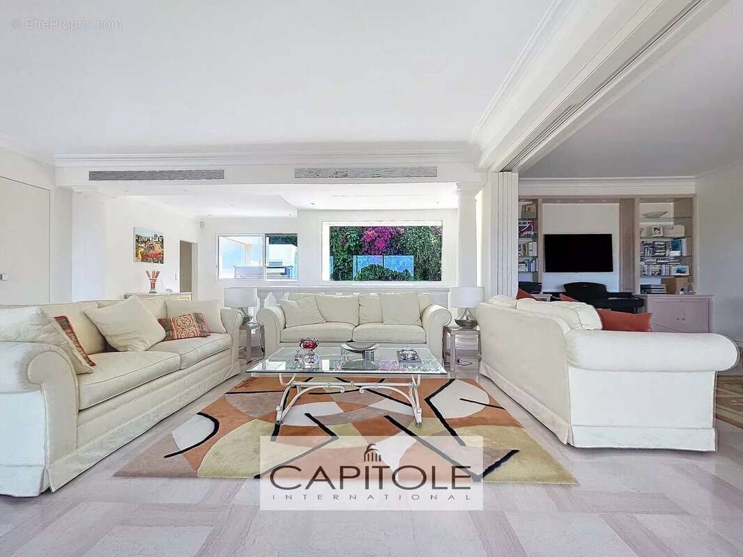Maison à ANTIBES