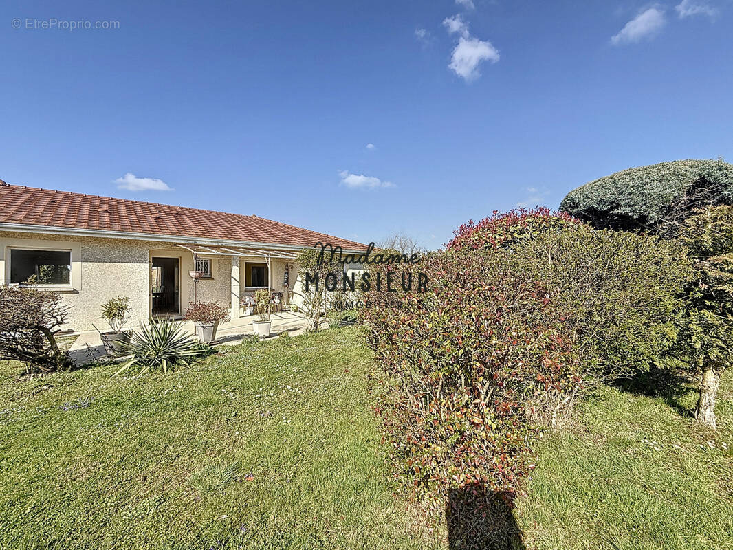 Maison à CULIN