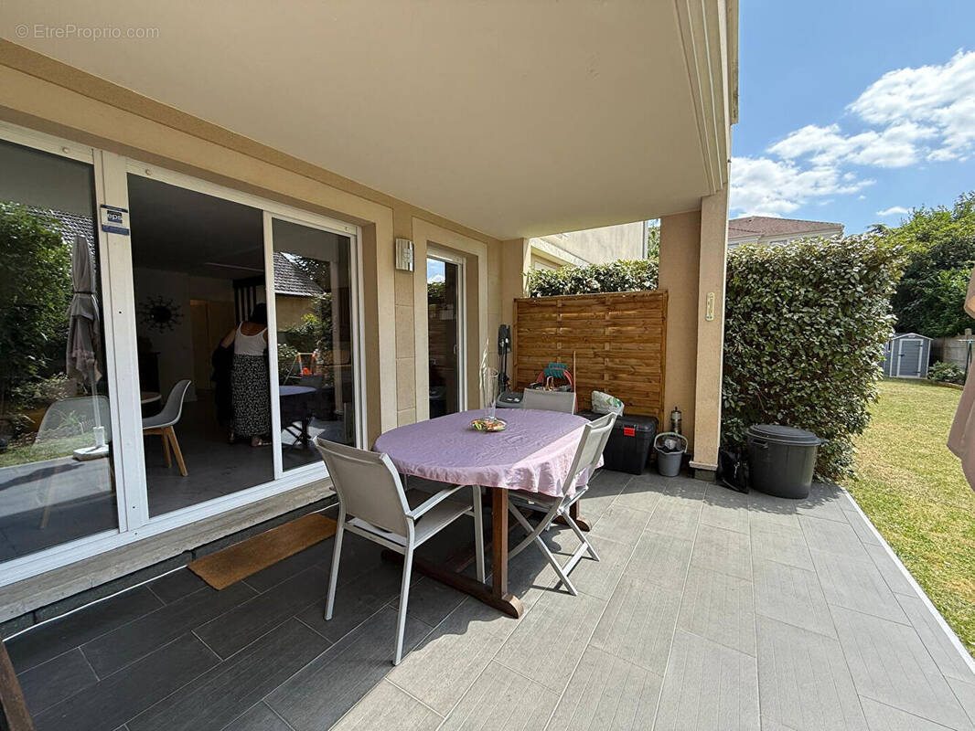Appartement à PONTAULT-COMBAULT