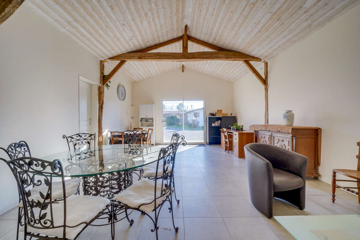 Maison à AUDENGE