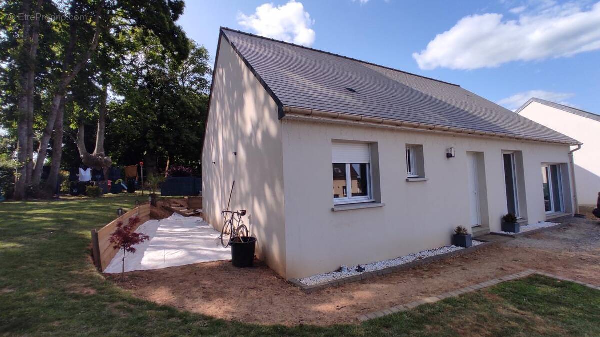Maison à NOZAY